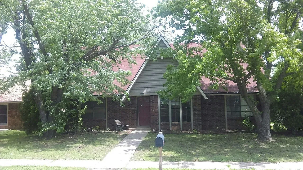 1401 North Juniper Avenue — Photo 3