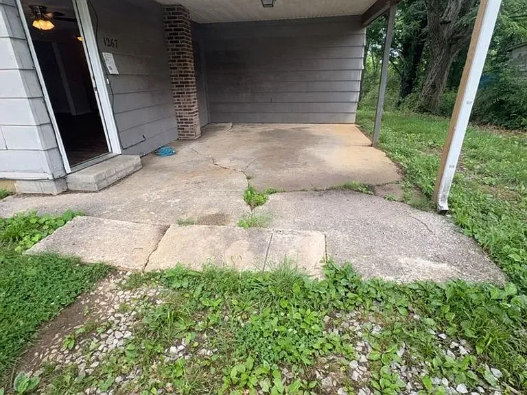 1267 Phillips Dr — Photo 19