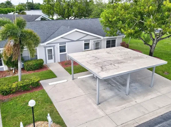 6802 Bogey Dr, Fort Myers, FL 33919