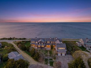 150 E Chop Dr, Oak Bluffs, MA 02557