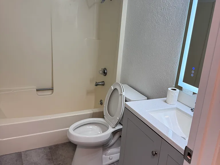 17618 80th Ct NE #3 — Photo 6