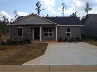 2207 Winding Oak Dr, Opelika, AL 36804