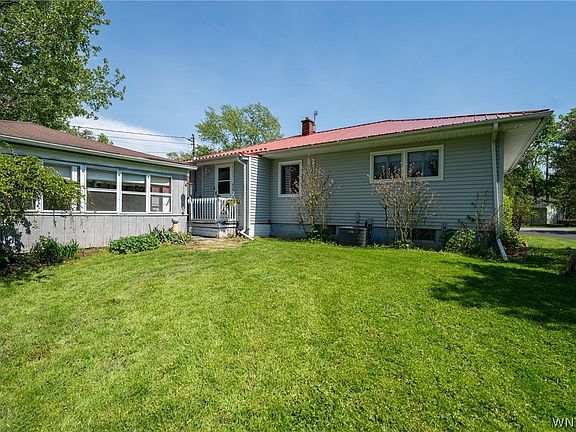 5th image of 6453 Cloverleaf Dr