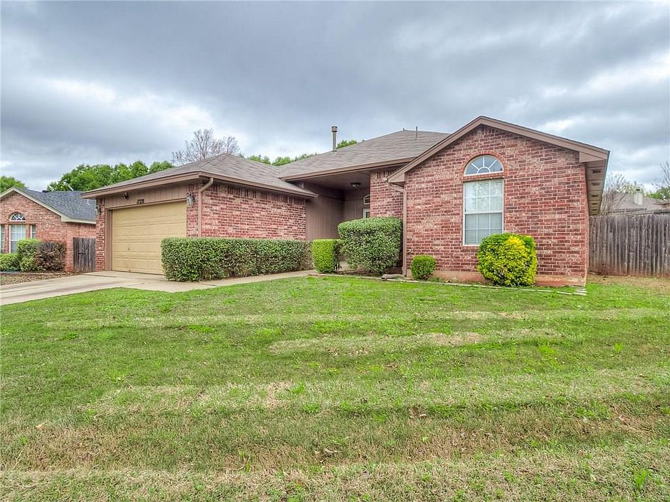 1st image of 17328 Cedarwood Dr