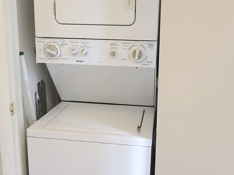 in unit washer and dryer