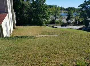 179 Seltsam Rd, Bridgeport, CT 06606