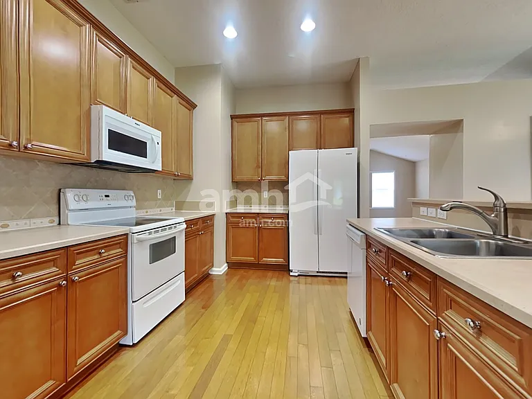 13839 Victoria Lakes Dr — Photo 9