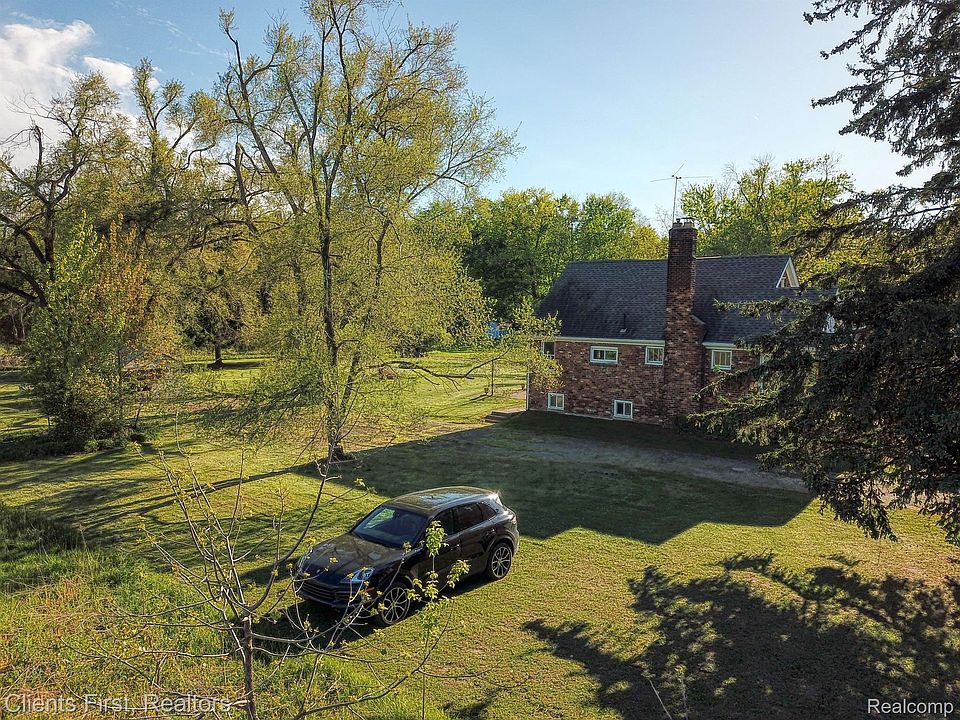 48375 Ford Rd, photo 16