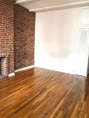 Rented by CitySites Real Estate Group | media 8