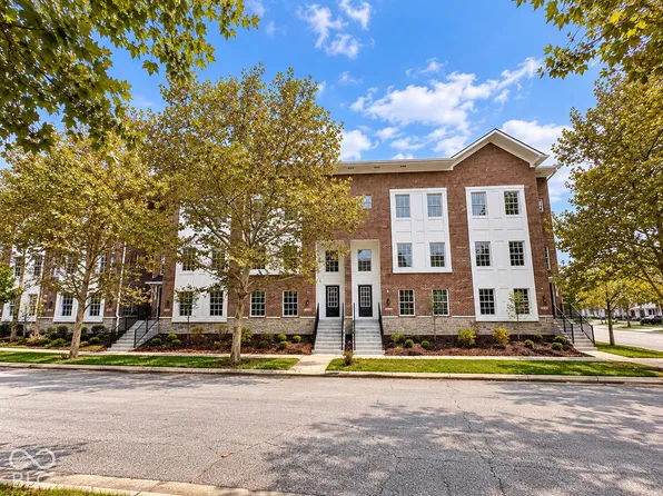 5748 Birtz Rd, Indianapolis, IN 46216