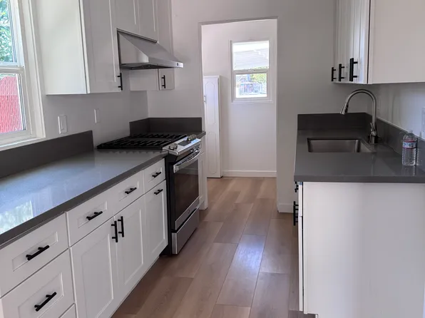 17738 Lanark St, Reseda, CA 91335