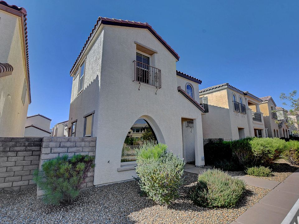 1st image of 1008 Douglas Flat Pl