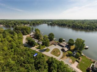 803 Riverside Dr, Lexington, NC 27292