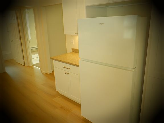 4th image of 1117 N 31st St