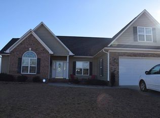 279 Morning Glory Dr, Raeford, NC 28376