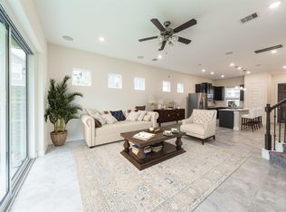 10409 Quiet Courtyard Dr, Houston, TX 77043