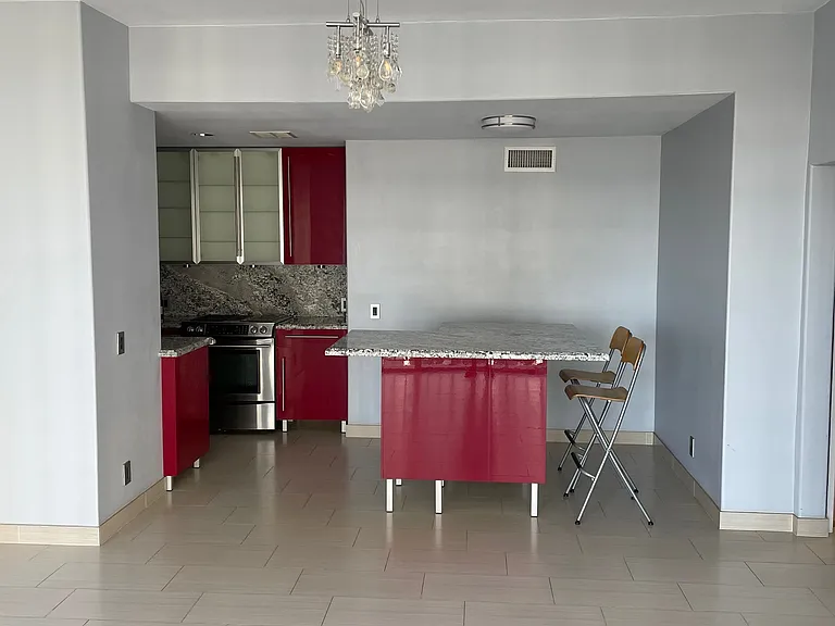10747 Wilshire Blvd #1002 — Photo 3