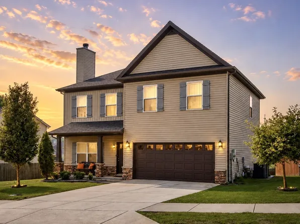 1304 Busiris Dr, Hermitage, TN 37076