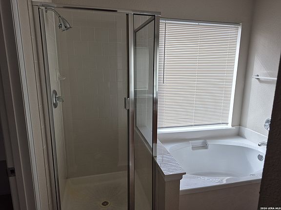 4th image of 9406 WOLF POINT