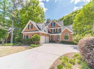 395 Amberbrook Cir, Grayson, GA 30017