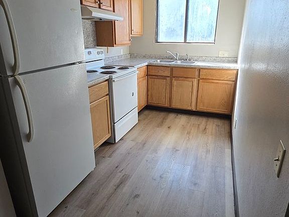 2nd image of 7116 Hillandale Rd #8