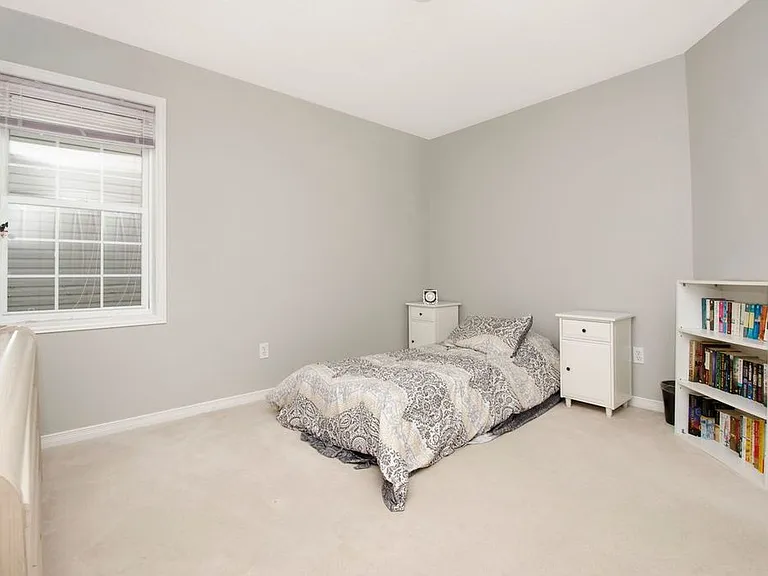 53 Mattawa Cres — Photo 15