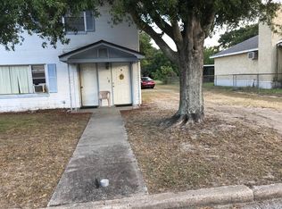 212 Center St APT A, Auburndale, FL 33823