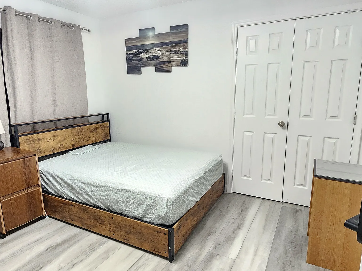 4 bed, 3.0 bath, 3700 sqft, $1,022 — Photo 2