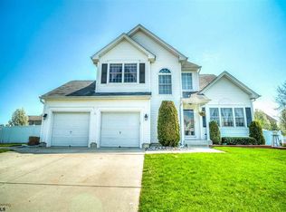 210 Windswept Dr, Egg Harbor Township, NJ 08234