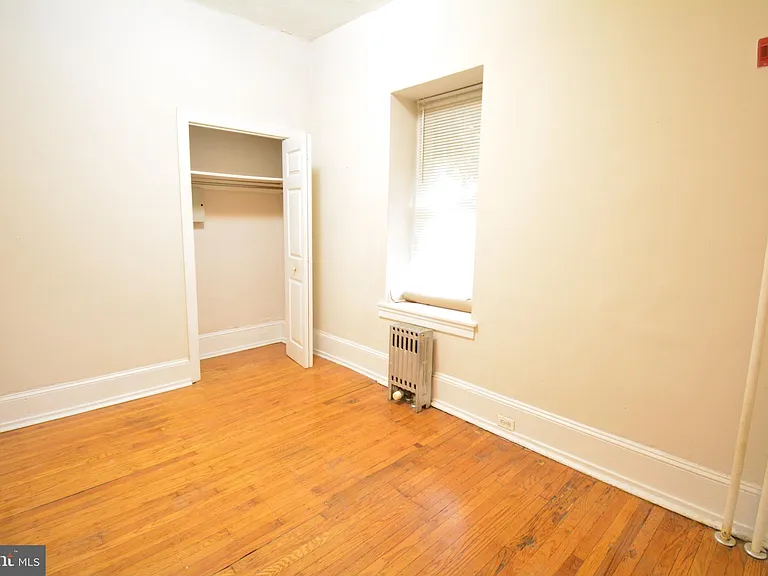 235 W Rittenhouse St #1B — Photo 4
