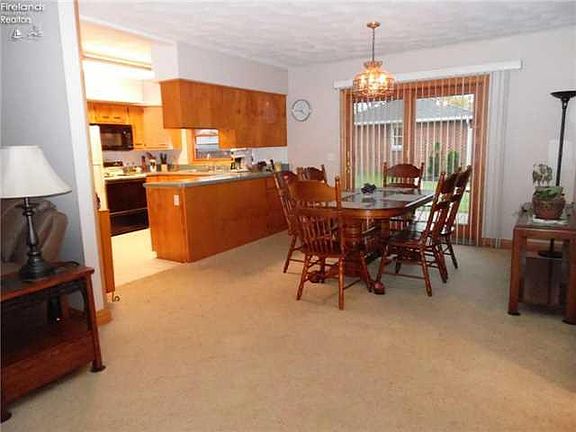 5th image of 3345 Schwartz Dr