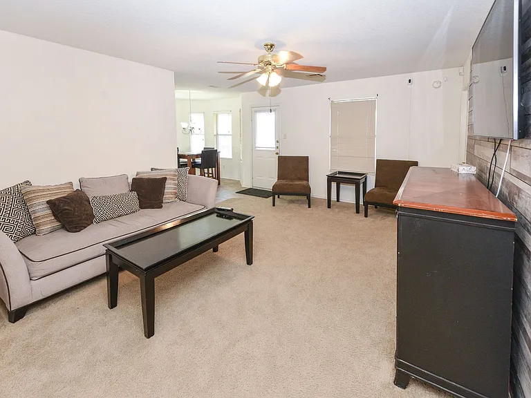 3703 Frigate Dr — Photo 4