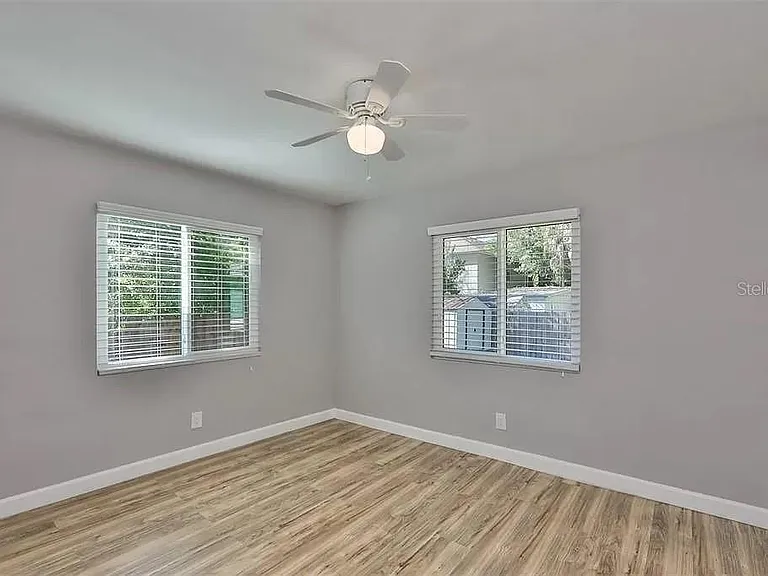 3219 W Leroy St — Photo 17
