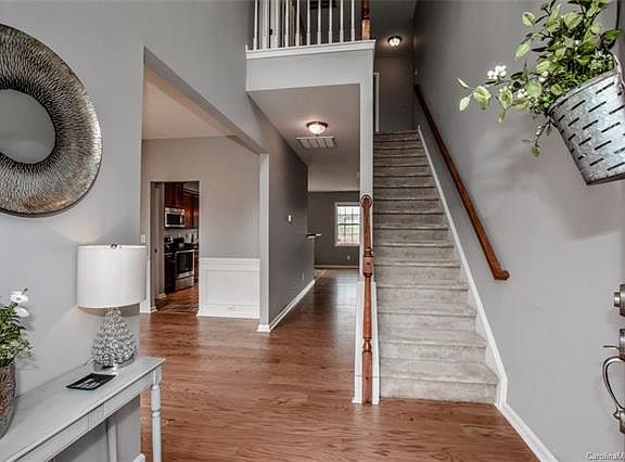 3rd image of 120 Charing Pl #254