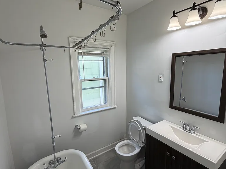 53 Ardmore Pl #3 — Photo 7