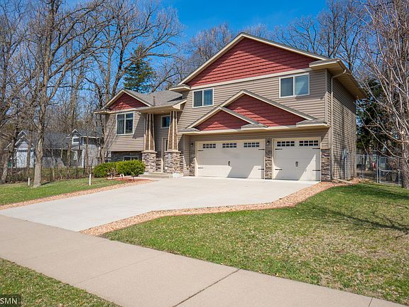 2nd image of 16464 Houghton Dr