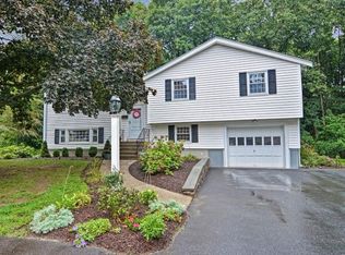 11 Adrienne Rd, East Walpole, MA 02032