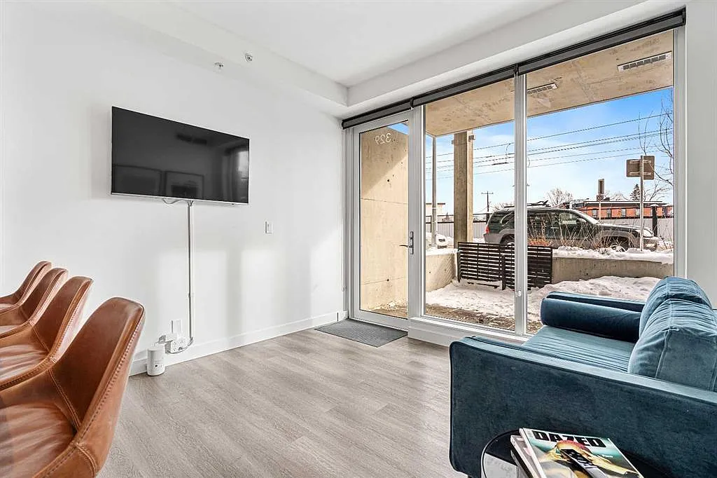 2 bed, 1.0 bath, 615 sqft, $1,950 — Photo 3