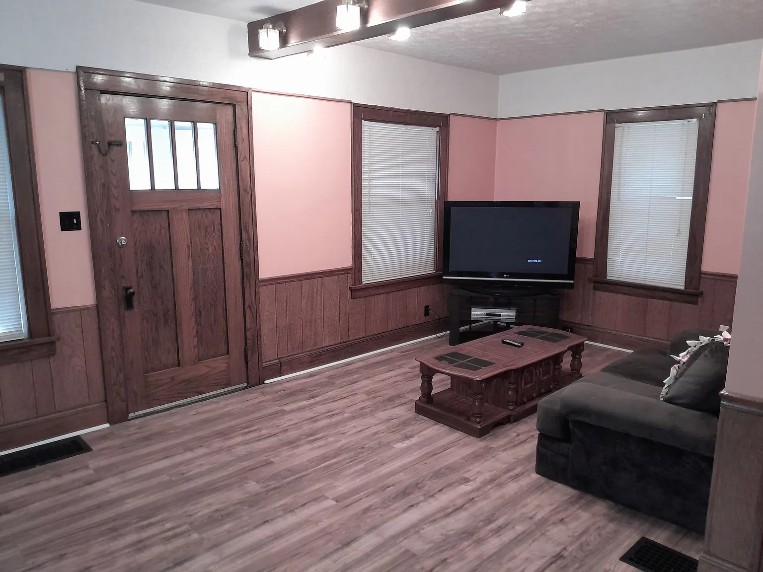 6 bed, 1.5 bath, 1562 sqft, $1,700 — Photo 4