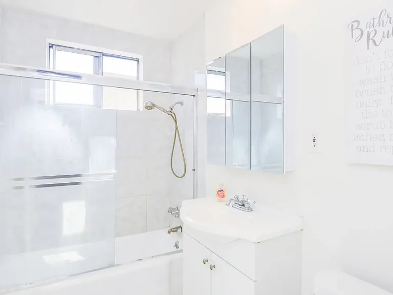 2042 S Corning St #E2 — Photo 7