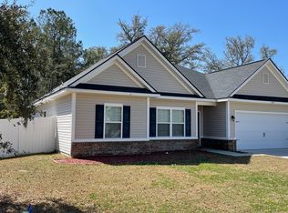 1259 Peacock Trl, Hinesville, GA 31313