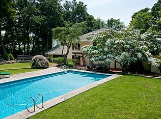 19 Stony Wylde Ln, Greenwich, CT 06830