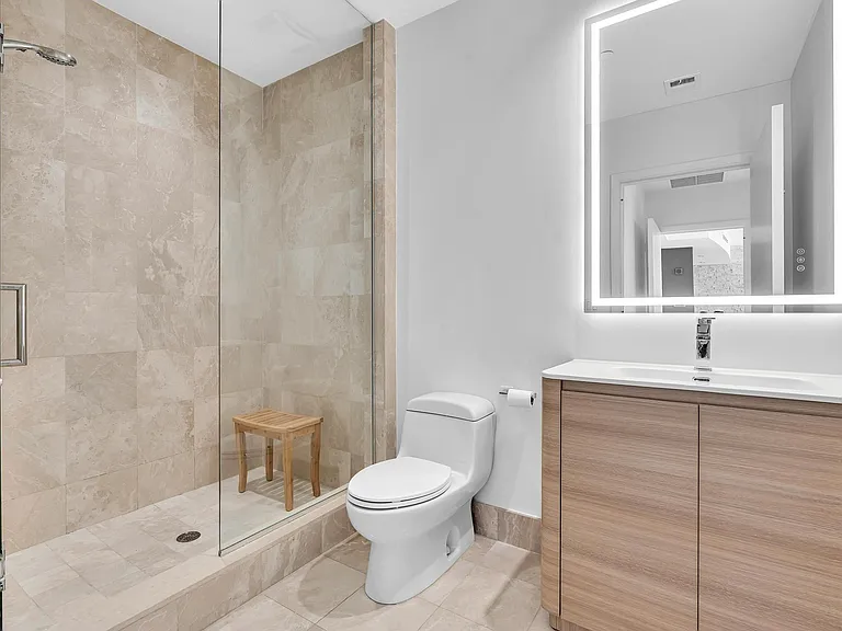 17121 Collins Ave #4403 — Photo 10