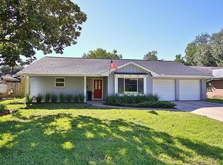 10507 Londonderry Dr, Houston, TX 77043