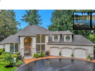 15255 SE River Forest Dr, Milwaukie, OR 97267