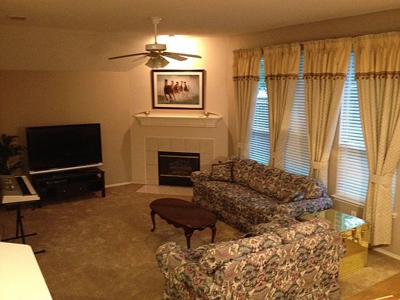 4th image of 2129 Wallbrook Dr