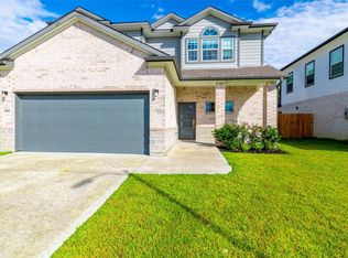 9606 Champion Heavens Dr, Spring, TX 77379