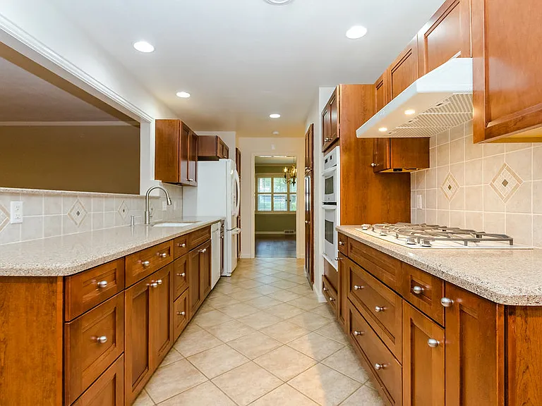 4225 Reaumur Dr — Photo 33
