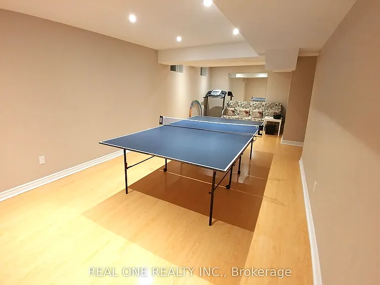 667 Bennett Blvd — Photo 19