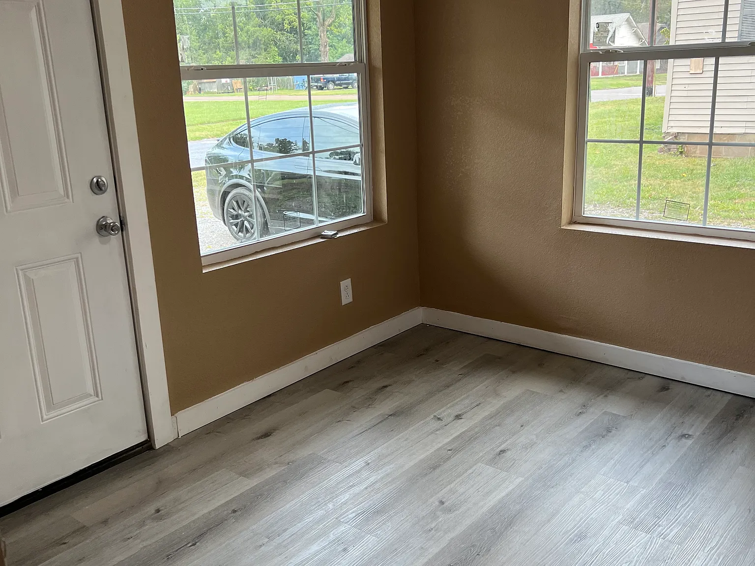 2 bed, $800 — Photo 2